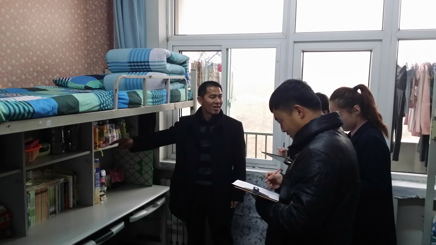 践行"绅士淑女"人才培养理念——山东旅游职业学院饭店管理系开展宿舍